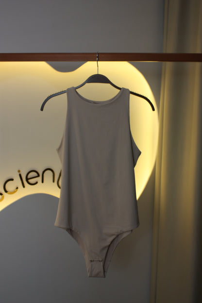 Body Aurora versátil ideal para diferentes ocasiões