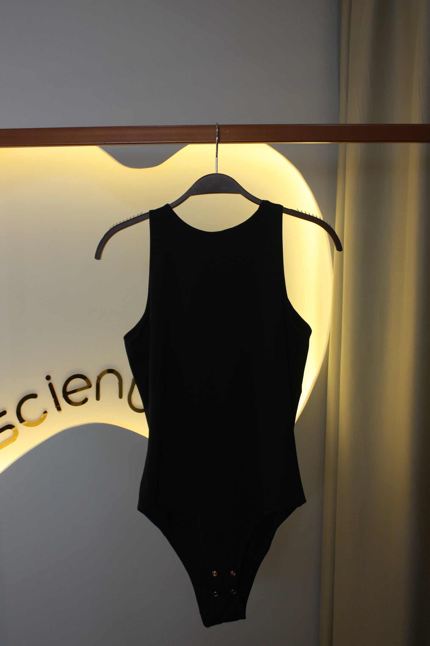 body-aurora-look-festa