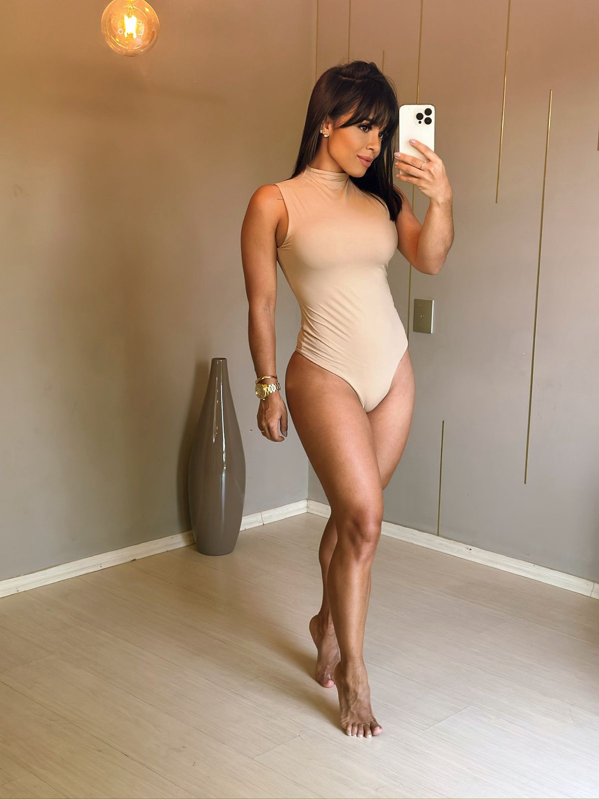 Body Luna preto versátil para diferentes ocasiões